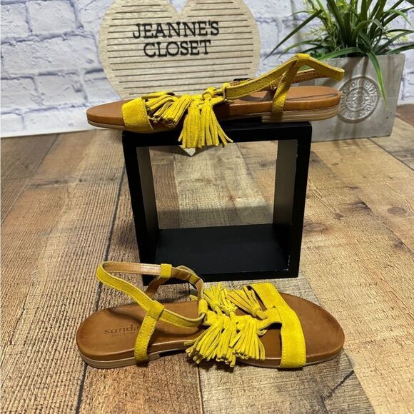 Sundance Yellow Suede Tassel Boho Strappy Sandals Size EU 37 US 6.5 - Picture 8 of 8